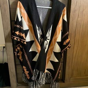 Sweater/shawl/poncho